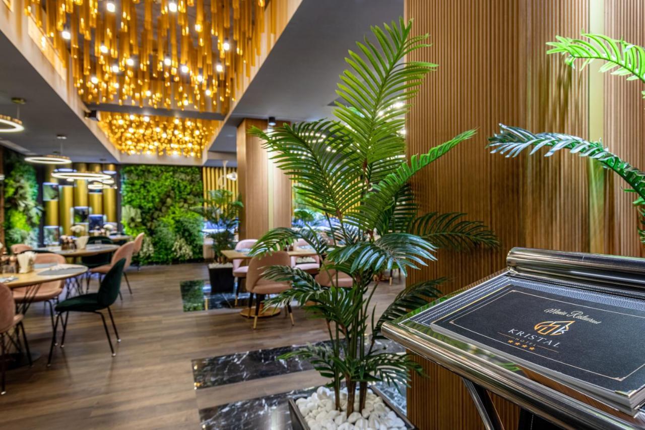 Hotel Kristal Focşani المظهر الخارجي الصورة